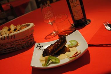 Foie Gras De Canard Poêlé au Vin de Feste