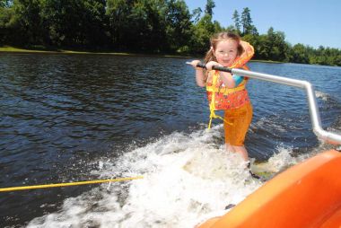 Baby water ski in Saint Saud