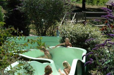 Toboggan intégré dans la Nature de Dordogne