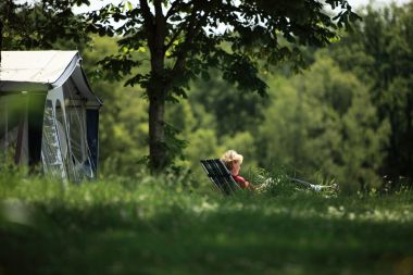 Repos, tranquillité en Périgord (très) vert