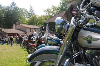 Bikers at the restaurant