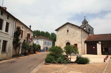 Church of Saint Front la Rivière