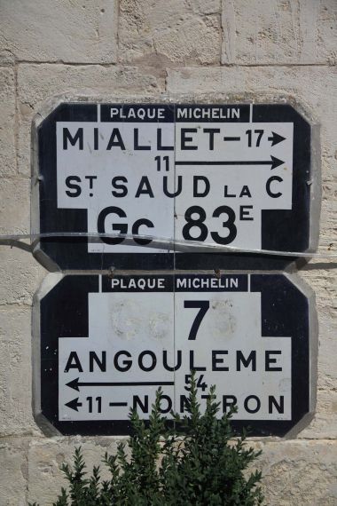 Saint-Pardoux-la-Rivière - Détail de plaques Michelin