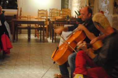 Mister Noisy - Fred et Youri Free musical animation campsite dordogne