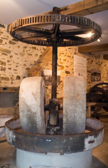 Paper Mill of Vaux and Forges of Savignac-Lédrier