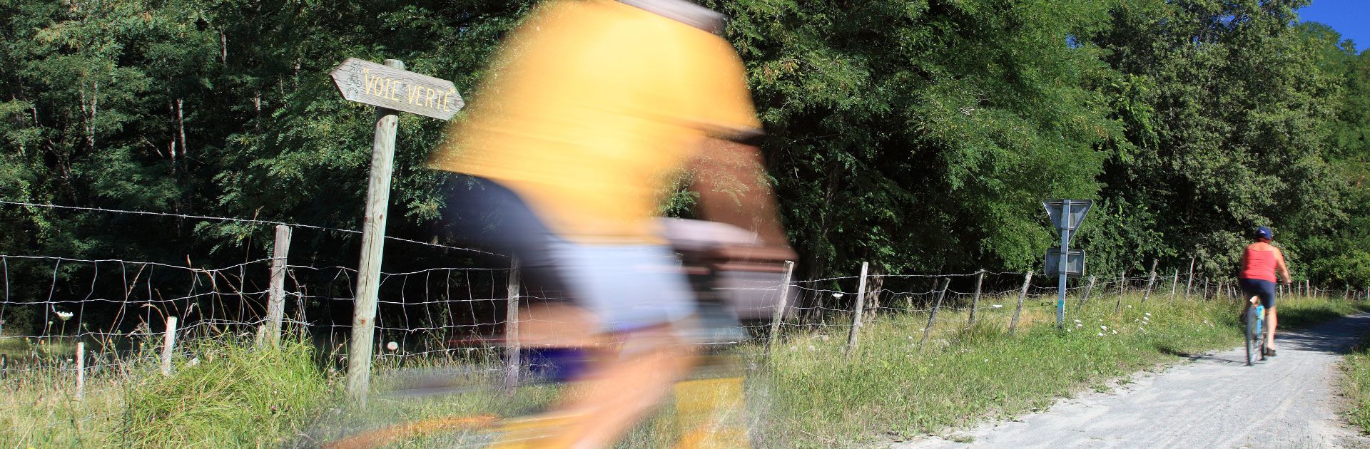 Hiking and biking in Perigord Vert