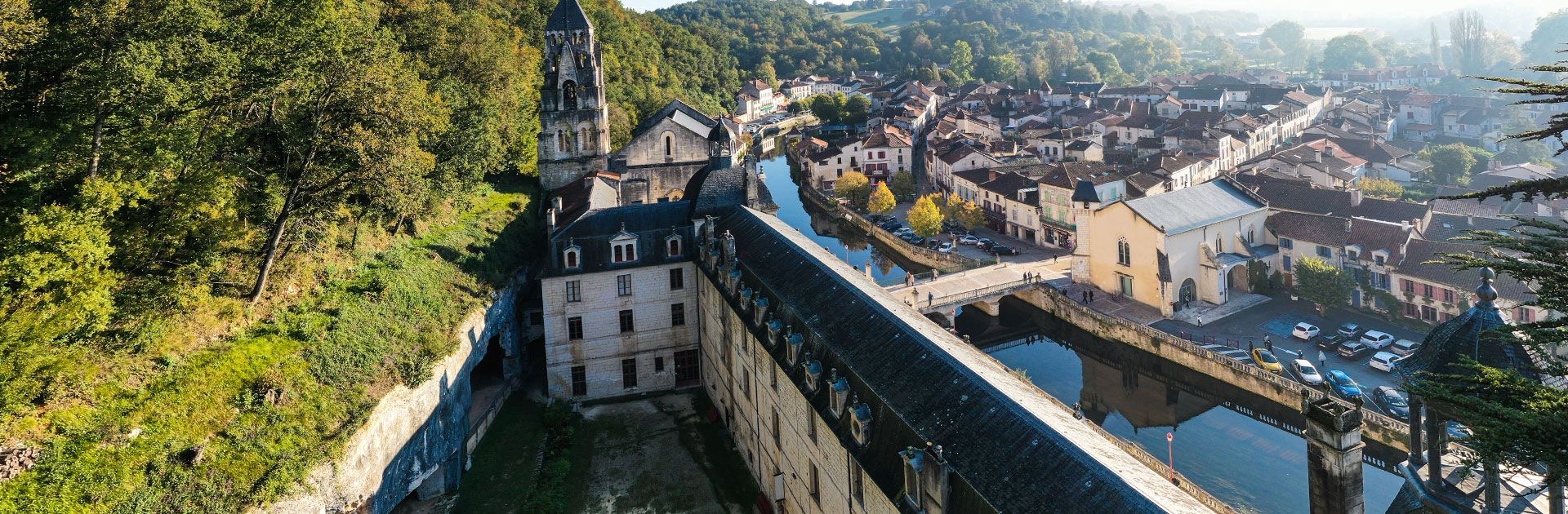 Abbaye de Brantôme Dordogne Périgord Grotte