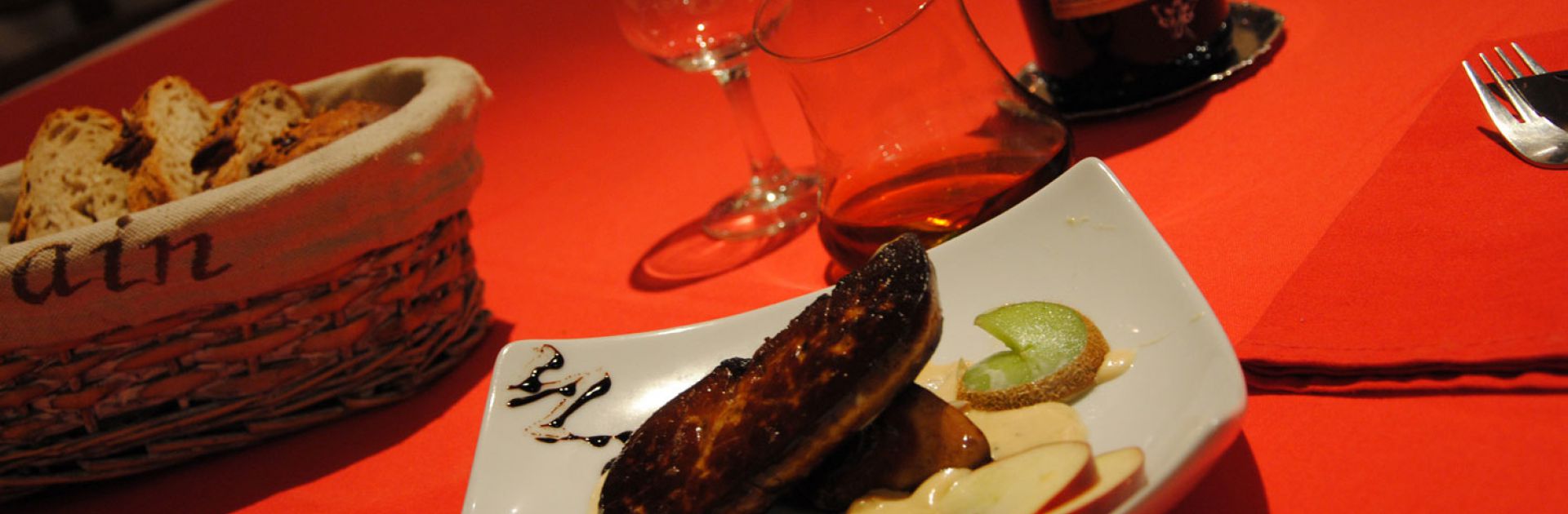 Foie Gras Poêlé & Vin de Feste