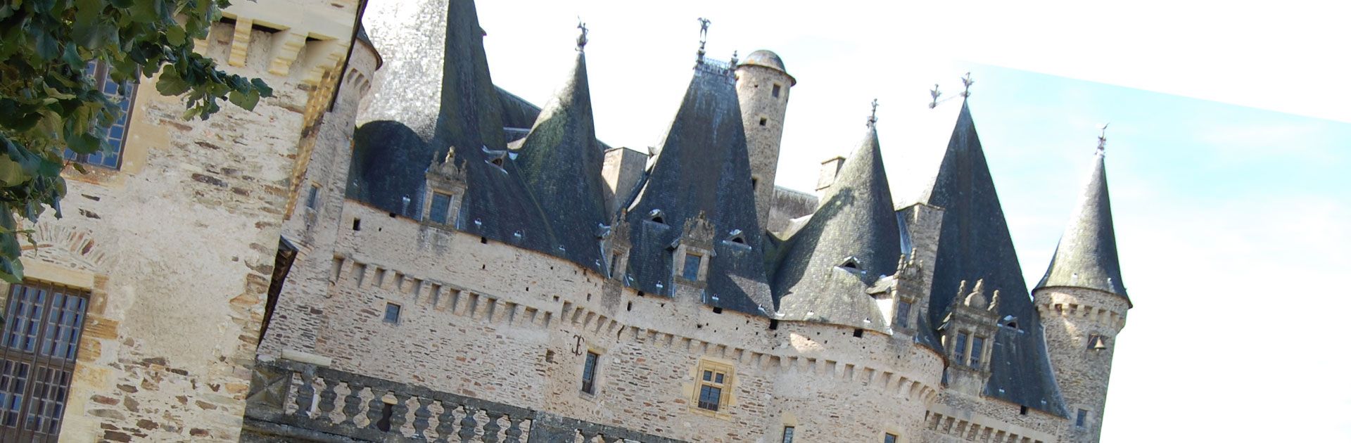 Château de Jumilhac Goud Tuin Groen Périgord Vert