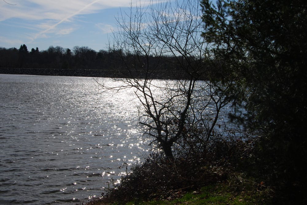 Lac barrage de Miallet Dordogne
