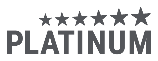 Logo Platinum, marque d'alimentation premium pour chiens vendue au Château le Verdoyer, pour les compagnons à quatre pattes en vacances