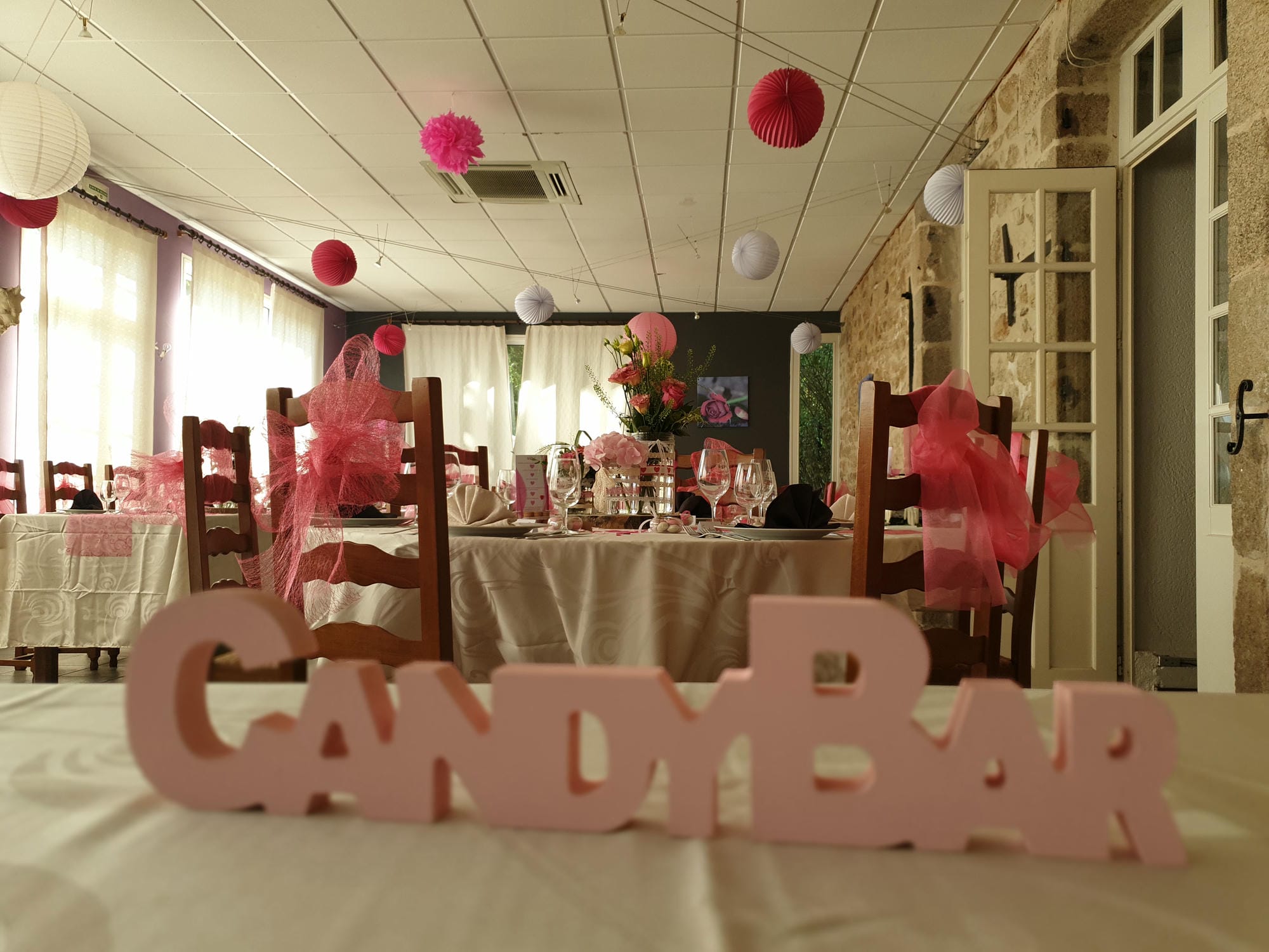 Décoration Candy Bar animation de mariage au Château le Verdoyer