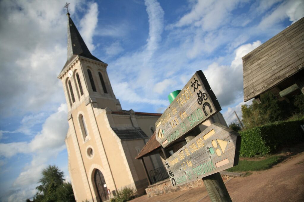 Champs Romain : Un village authentique du Périgord Vert